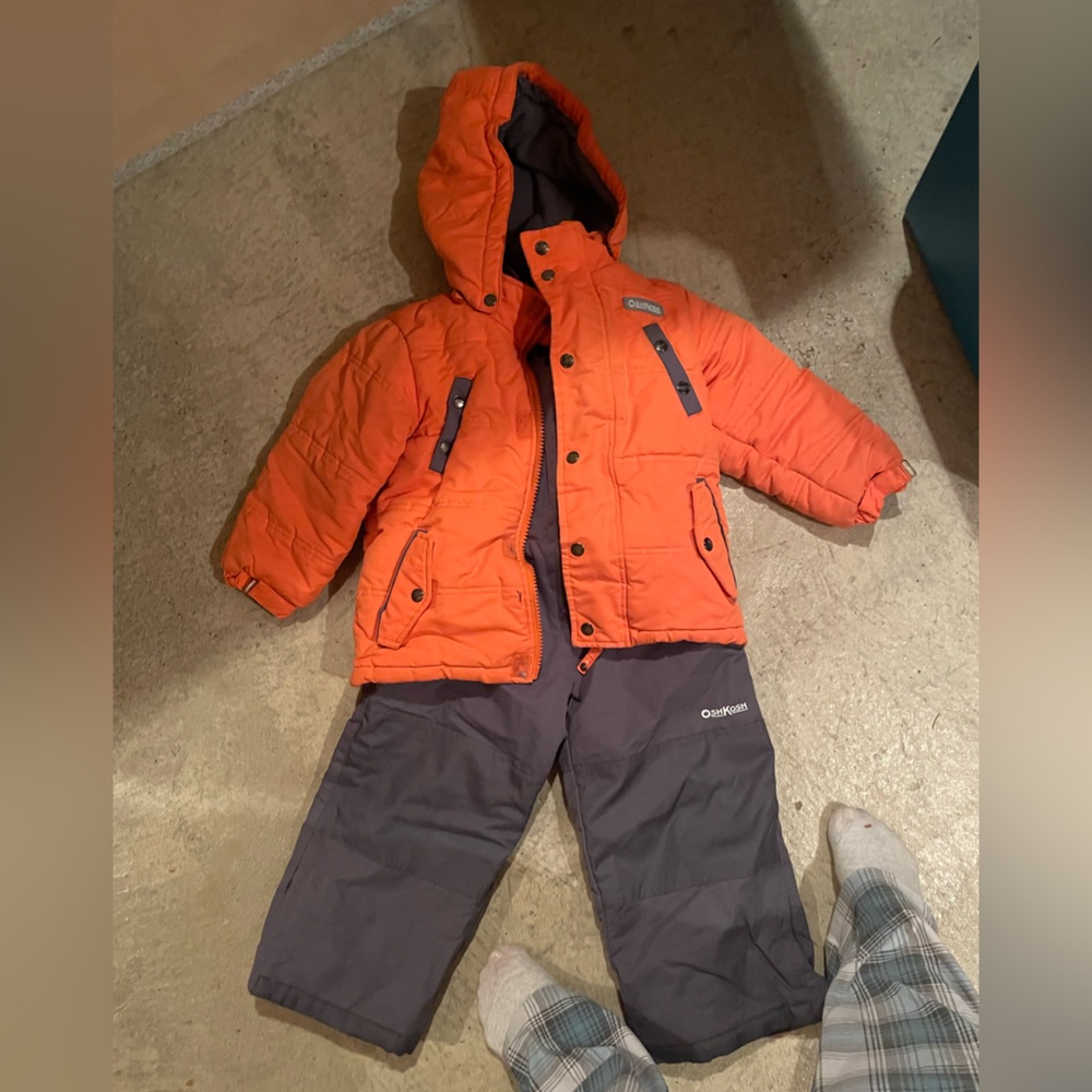 Sz 4 Osh Kosh Snow Suit